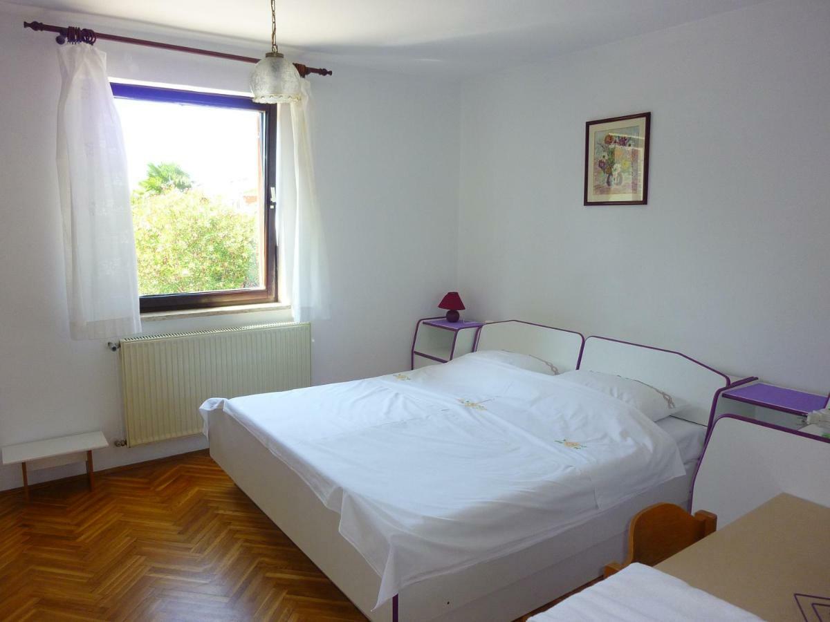 Studio Apartment Ozi 罗维尼 外观 照片